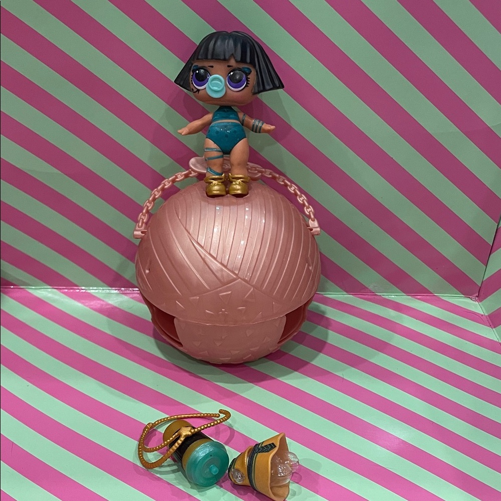 L.O.L. Surprise Pharaoh Babe Doll with Teal and Gold Outfit